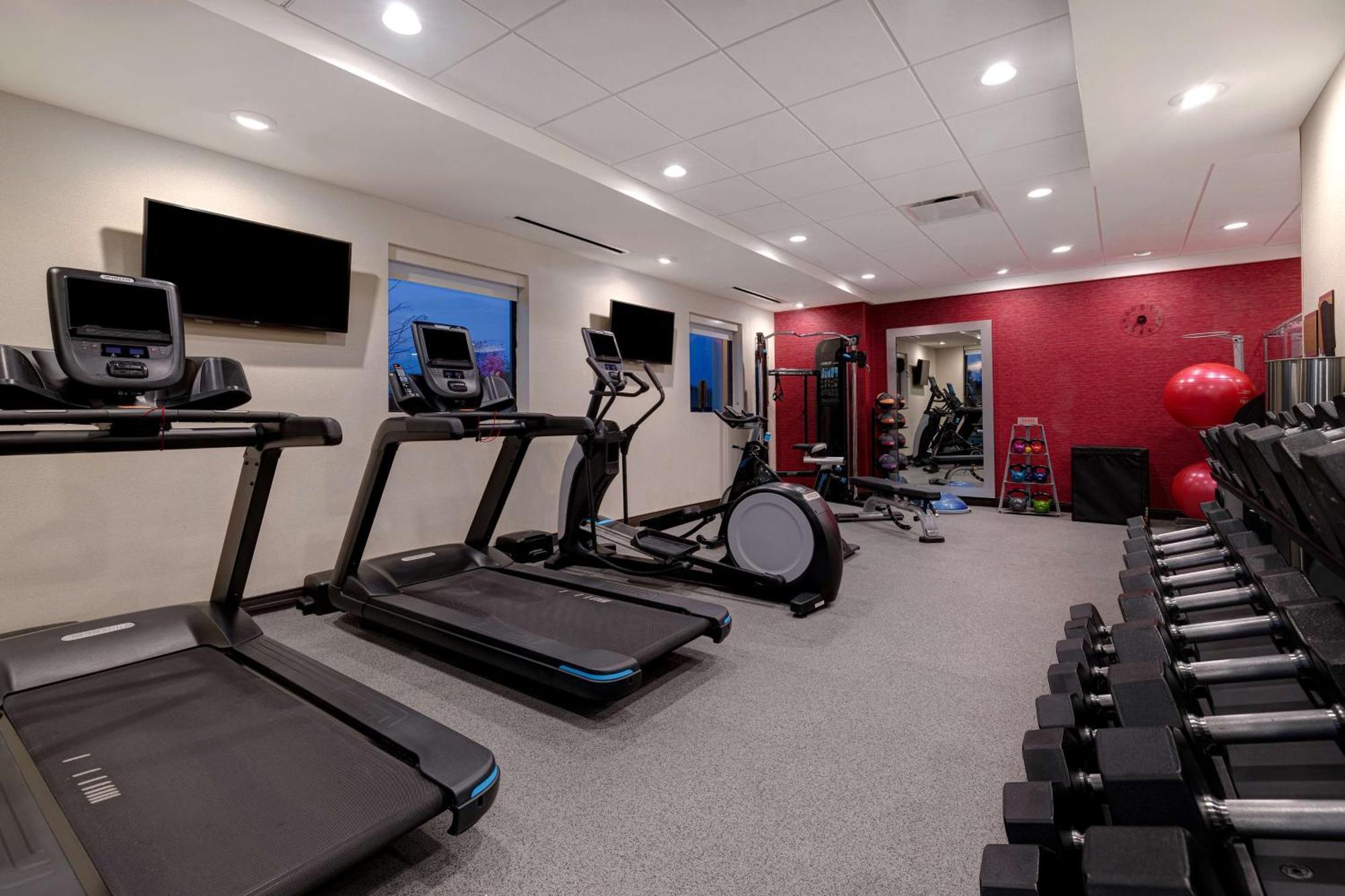 Home2 Suites By Hilton Dekalb Ngoại thất bức ảnh