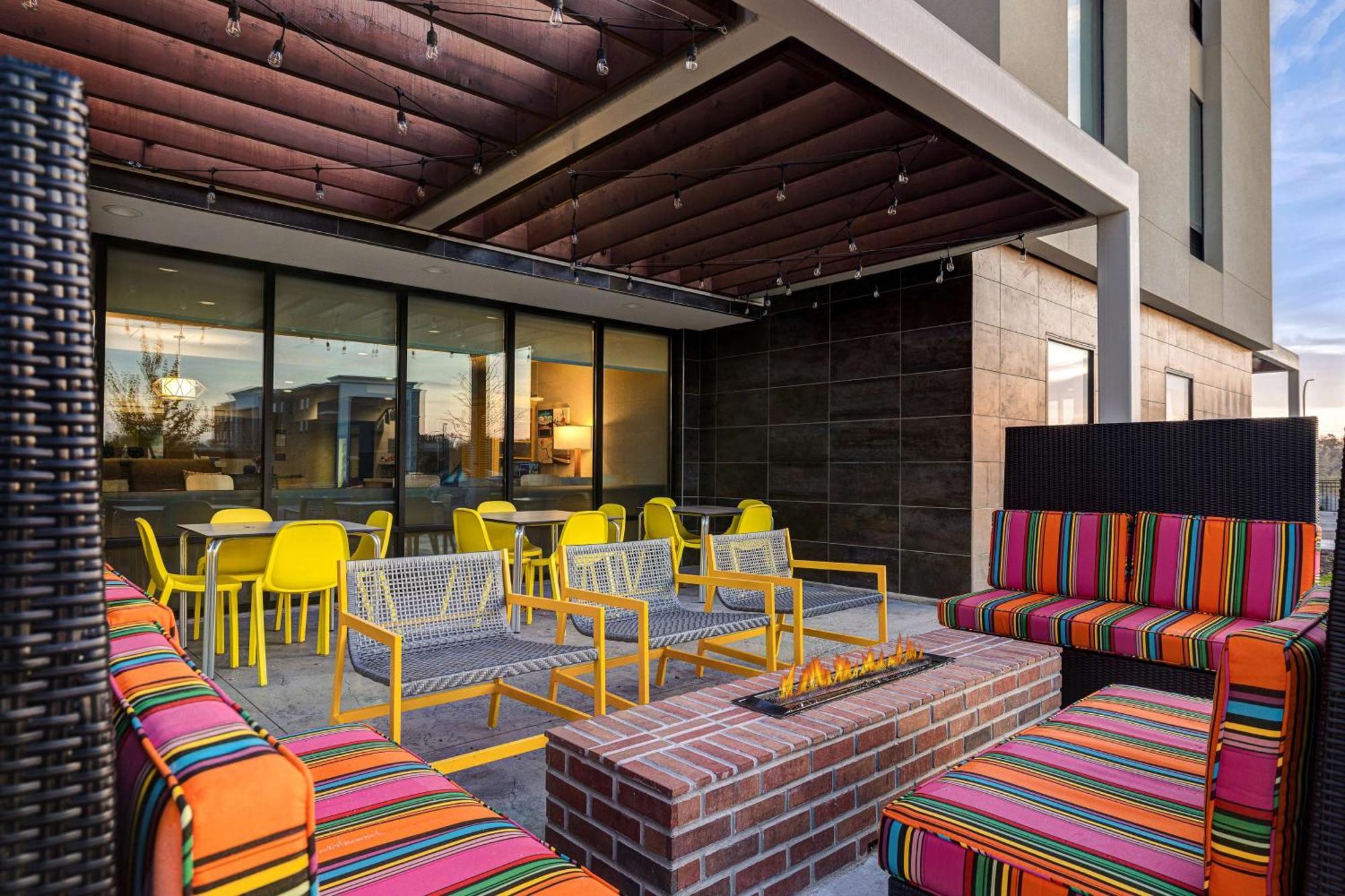 Home2 Suites By Hilton Dekalb Ngoại thất bức ảnh